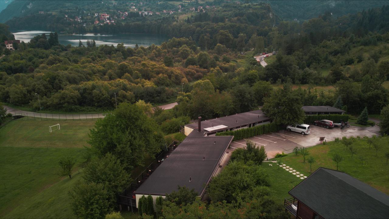 Bungalows Plivsko Jezero Jajce Eksteriør bilde